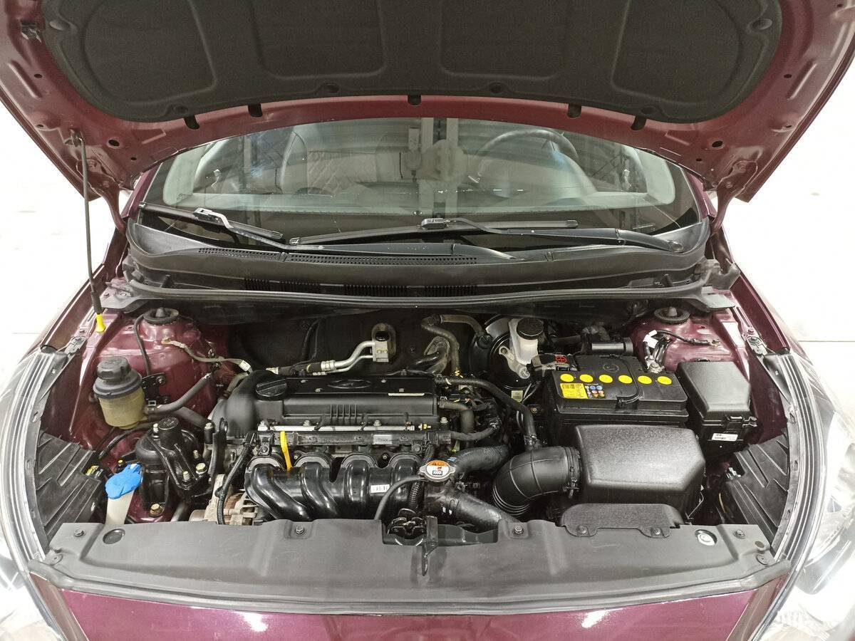 Hyundai Solaris б/у, 2013, Механическая. Фото: #8