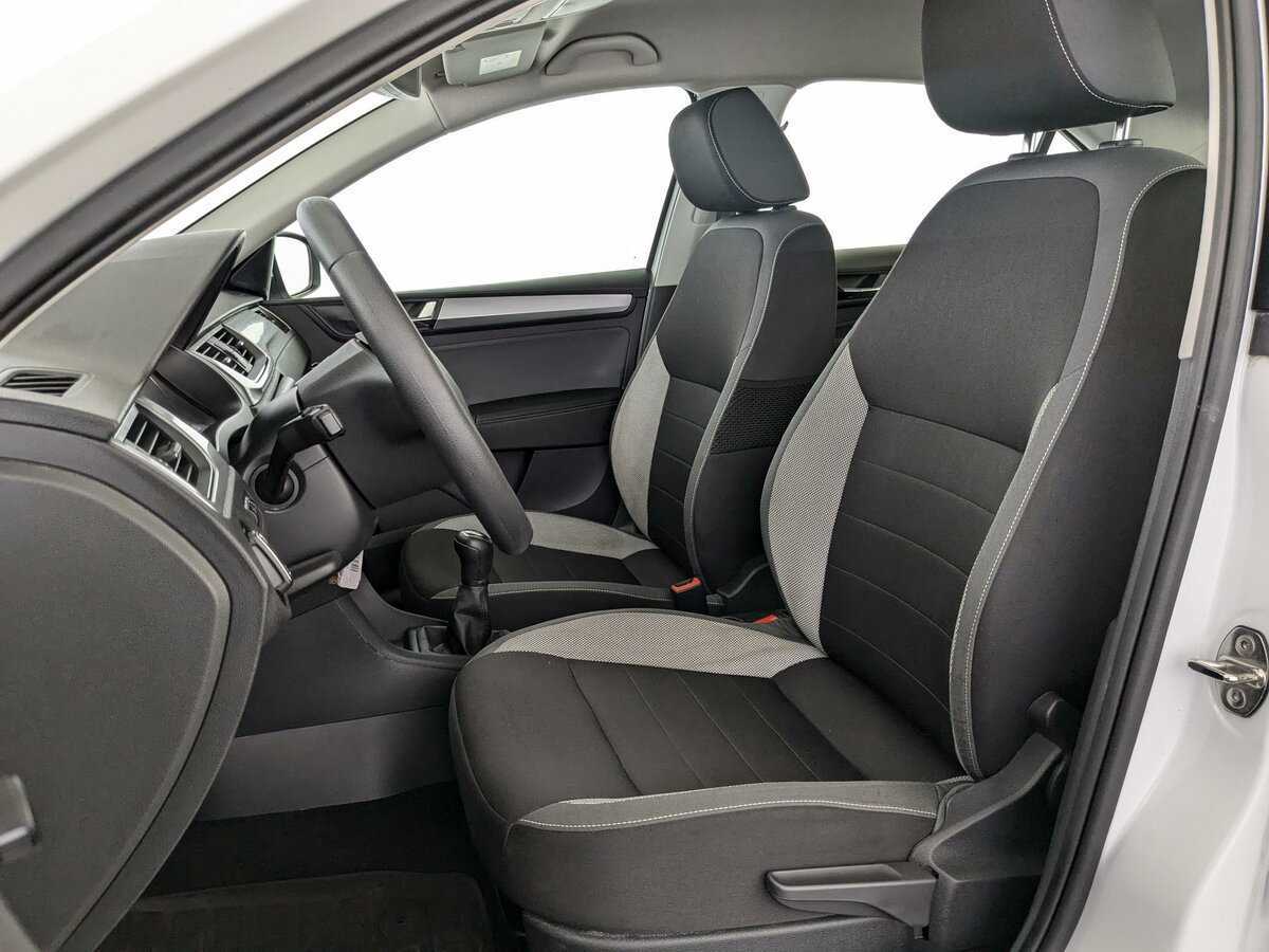 Skoda Rapid б/у, 2019, Механическая. Фото: #12