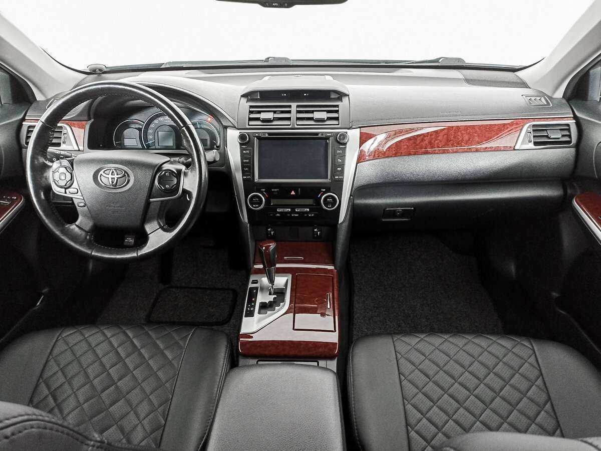 Toyota Camry б/у, 2014, Автоматическая. Фото: #11