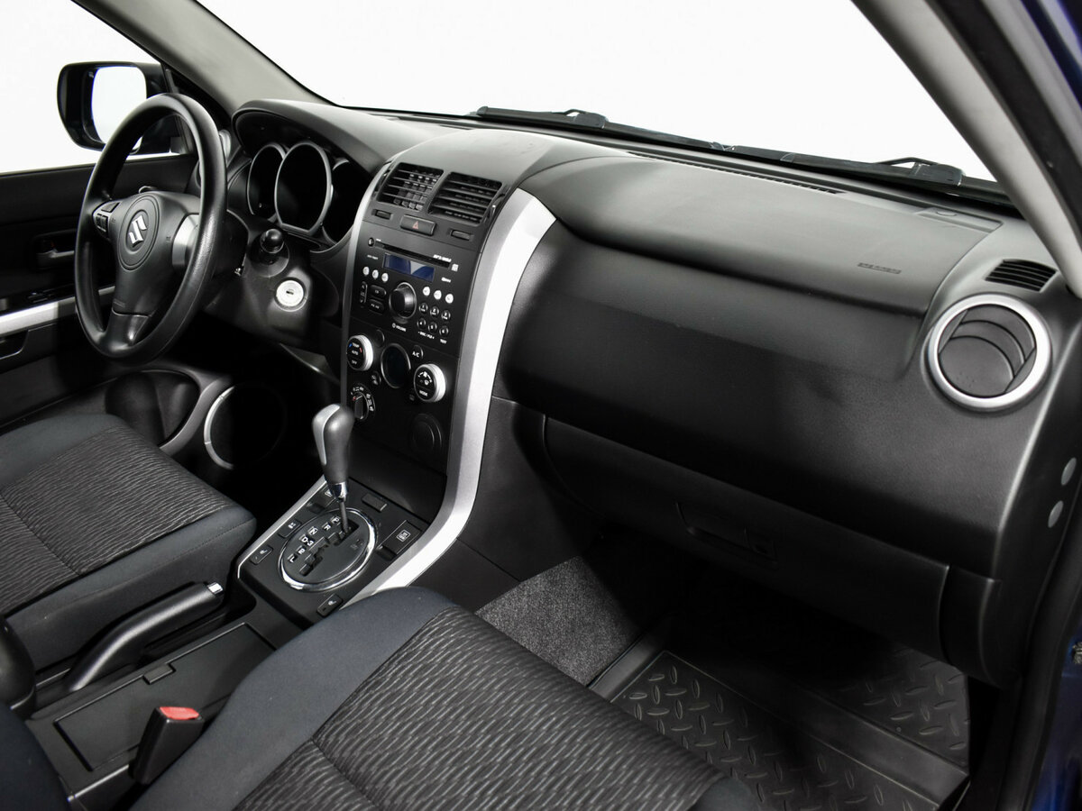 Suzuki Grand Vitara б/у, 2014, Автоматическая. Фото: #11