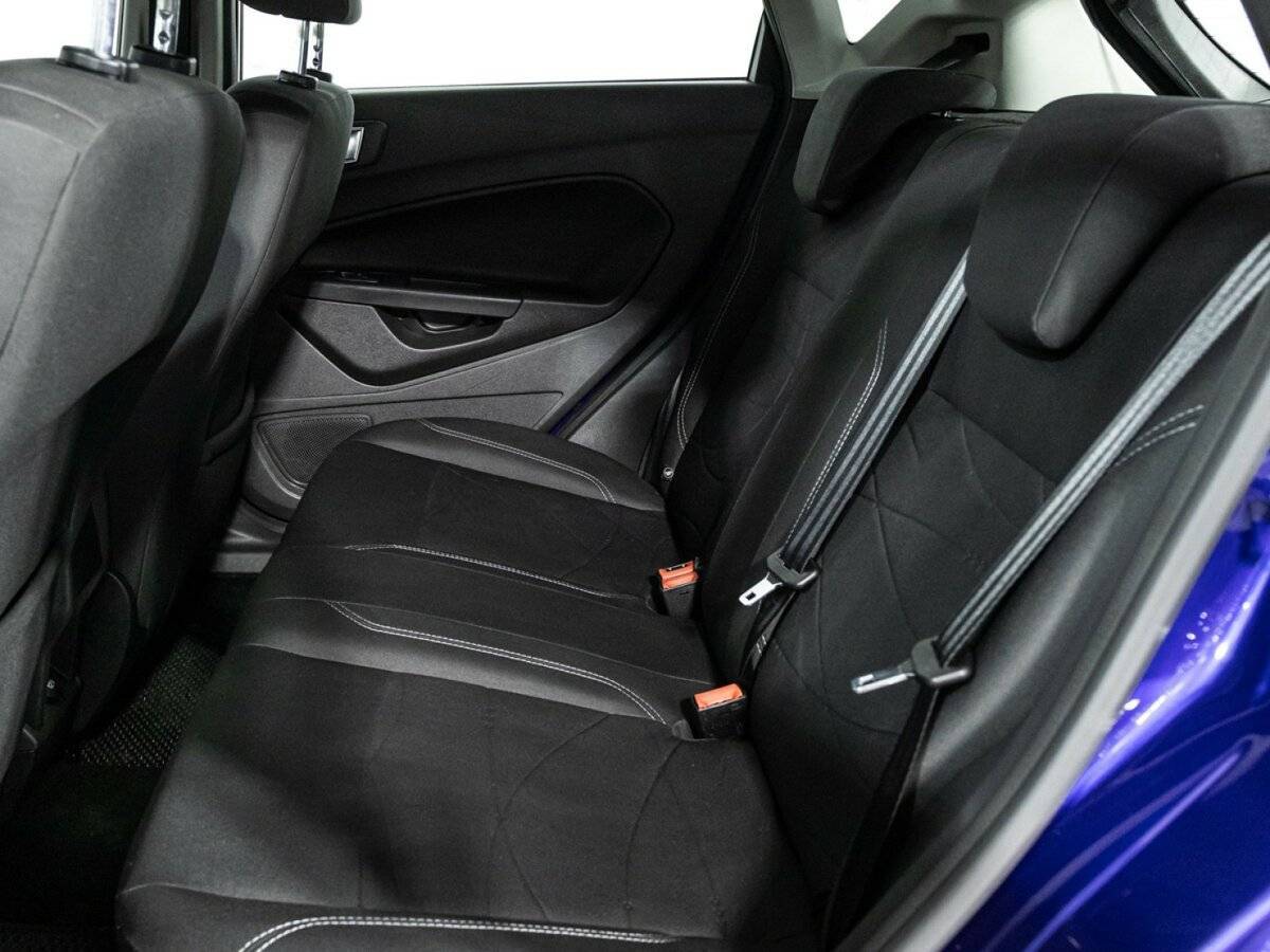 Ford Fiesta б/у, 2015, Механическая. Фото: #9