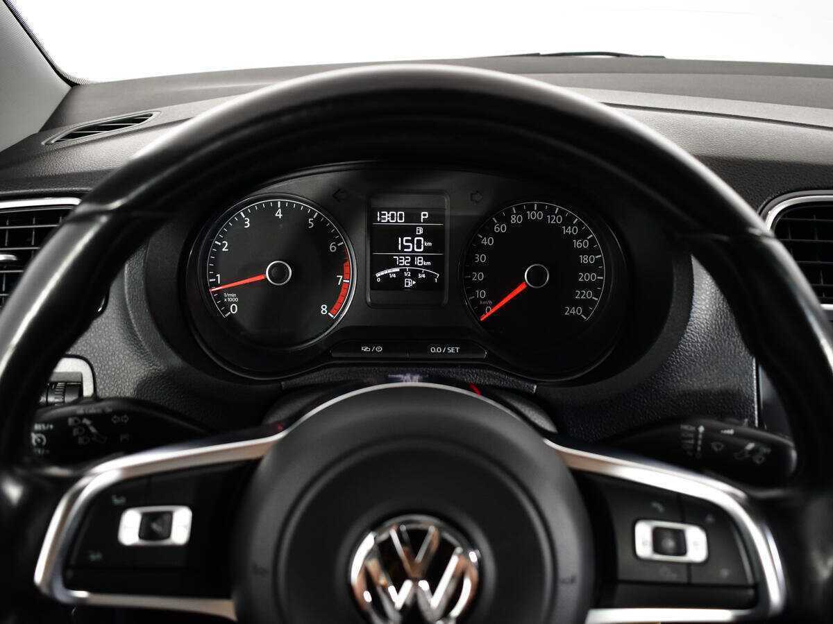 Volkswagen Polo б/у, 2019, Автоматическая. Фото: #10