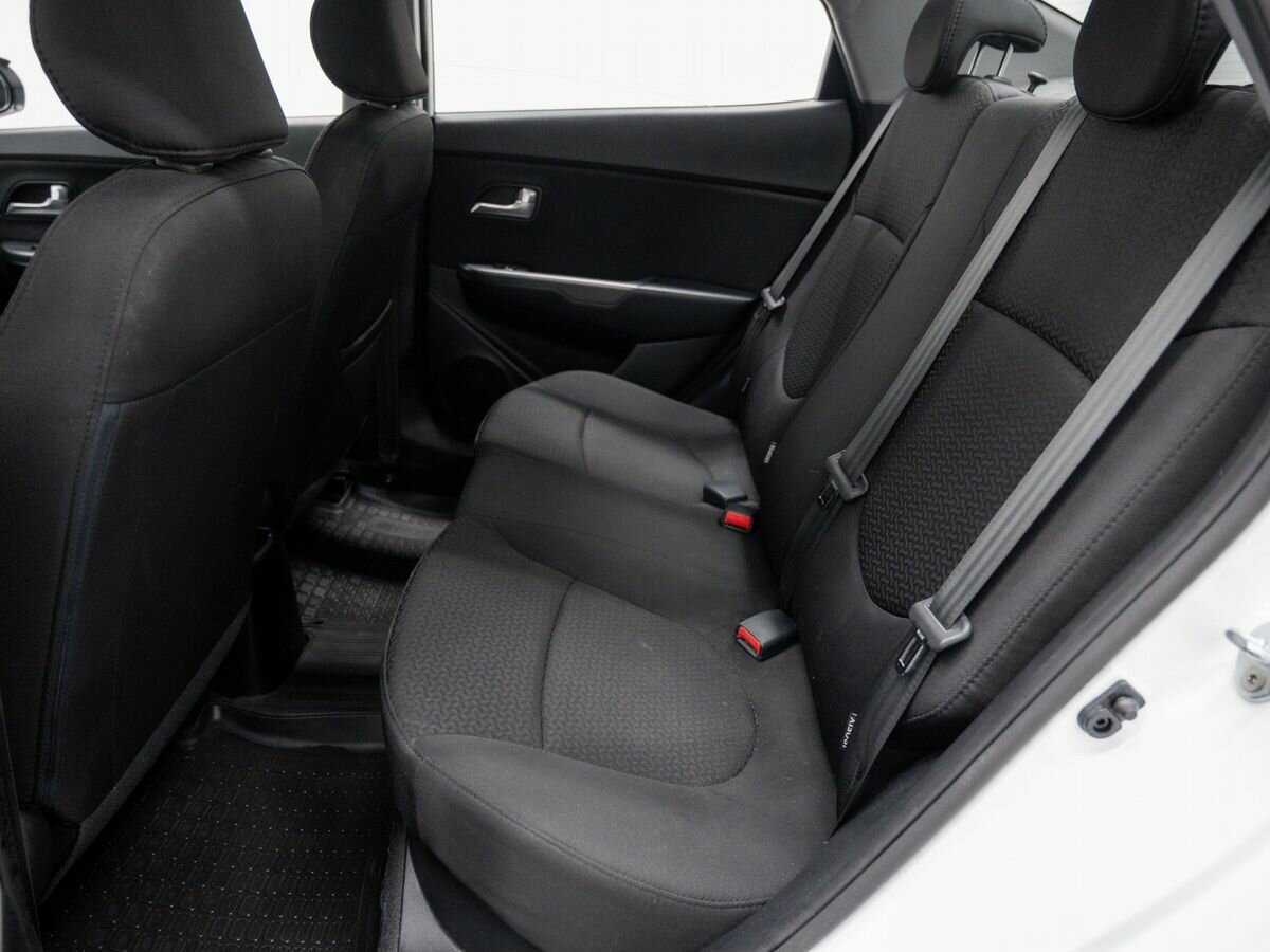 Kia Rio б/у, 2016, Автоматическая. Фото: #11