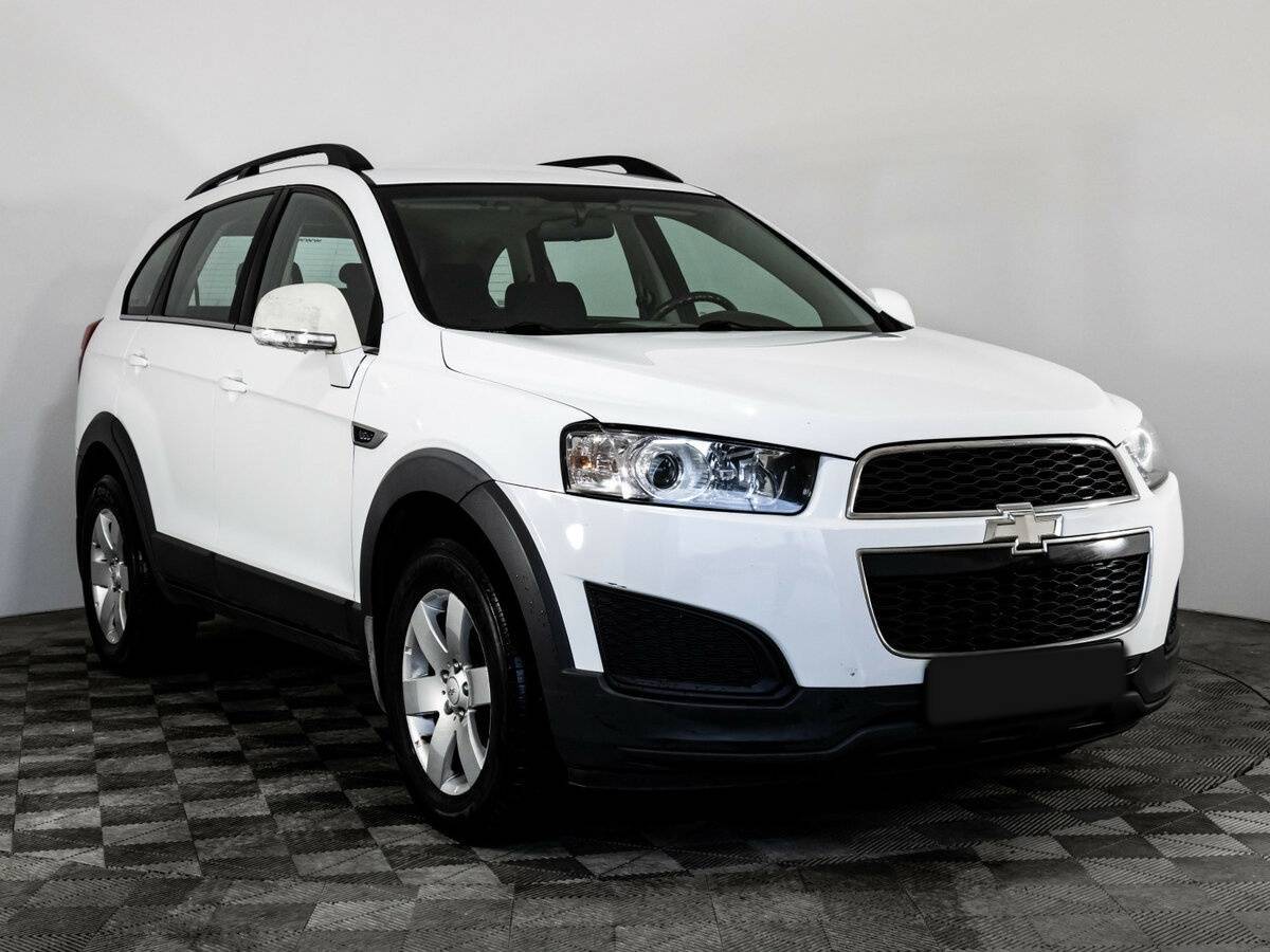 Chevrolet Captiva б/у, 2014, Механическая. Фото: #2
