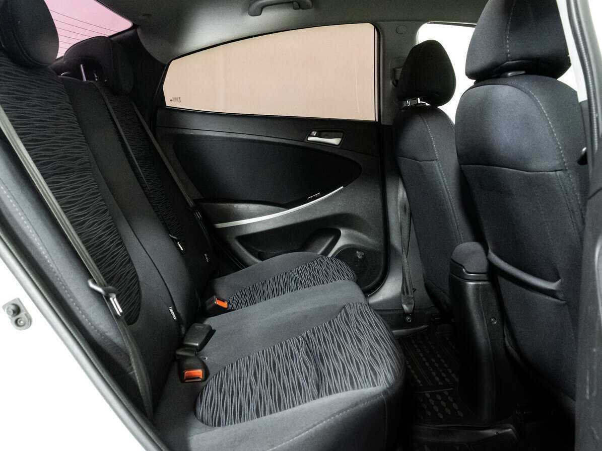 Hyundai Solaris б/у, 2015, Механическая. Фото: #13