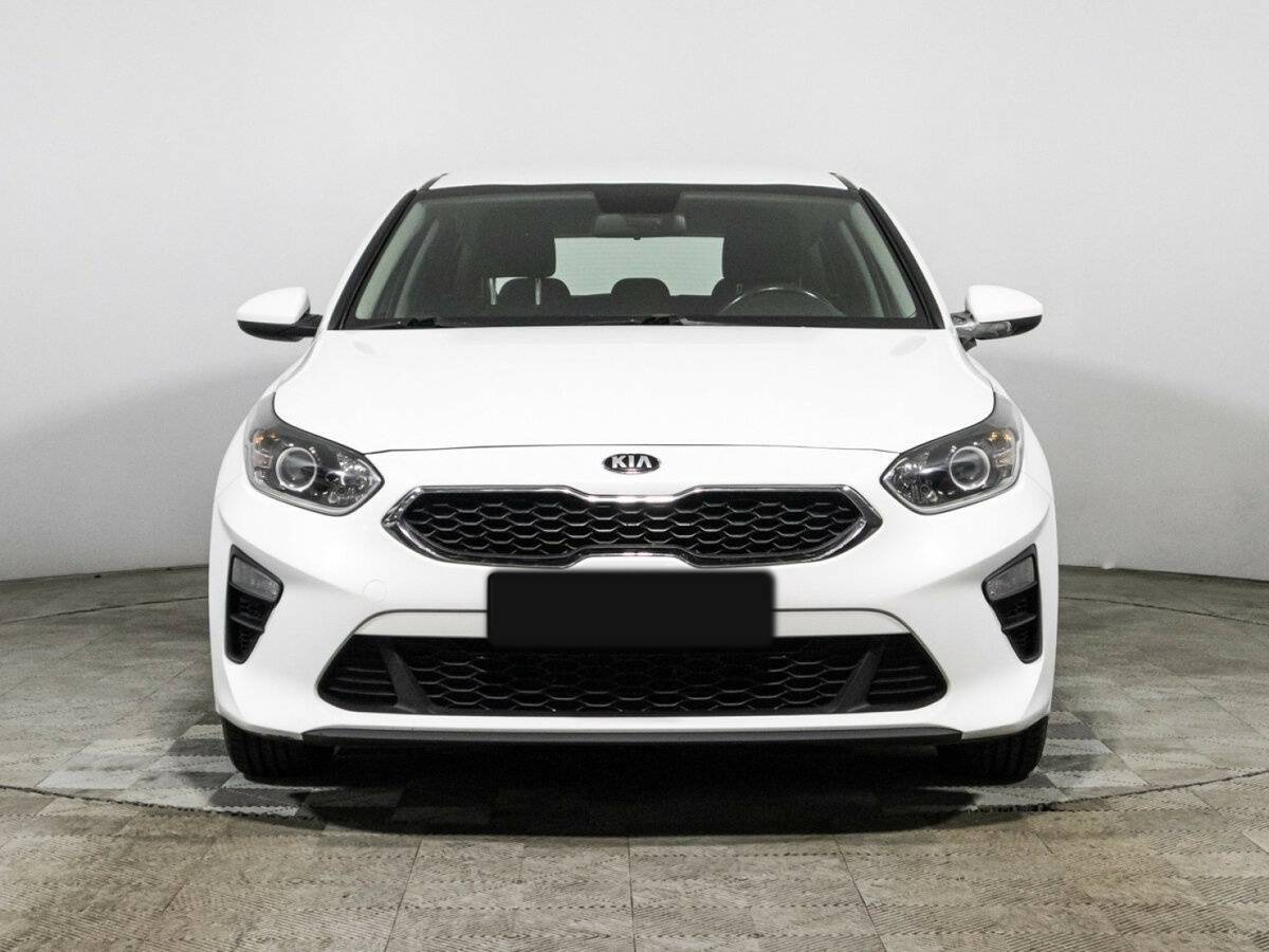 Kia Ceed б/у, 2019, Автоматическая. Фото: #1