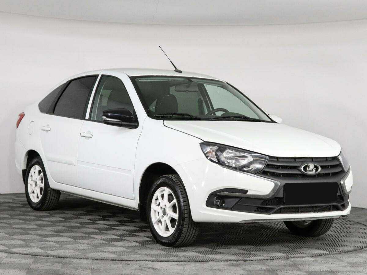 Lada (ВАЗ) Granta б/у, 2020, Механическая. Фото: #2