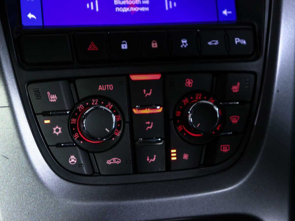 Opel Astra б/у, 2014, Автоматическая. Фото: #16