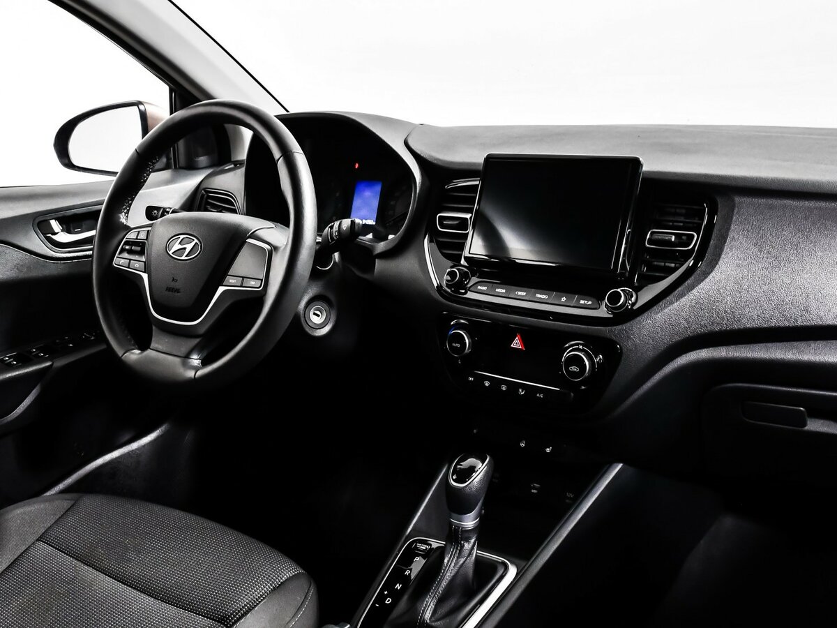 Hyundai Solaris б/у, 2020, Автоматическая. Фото: #7