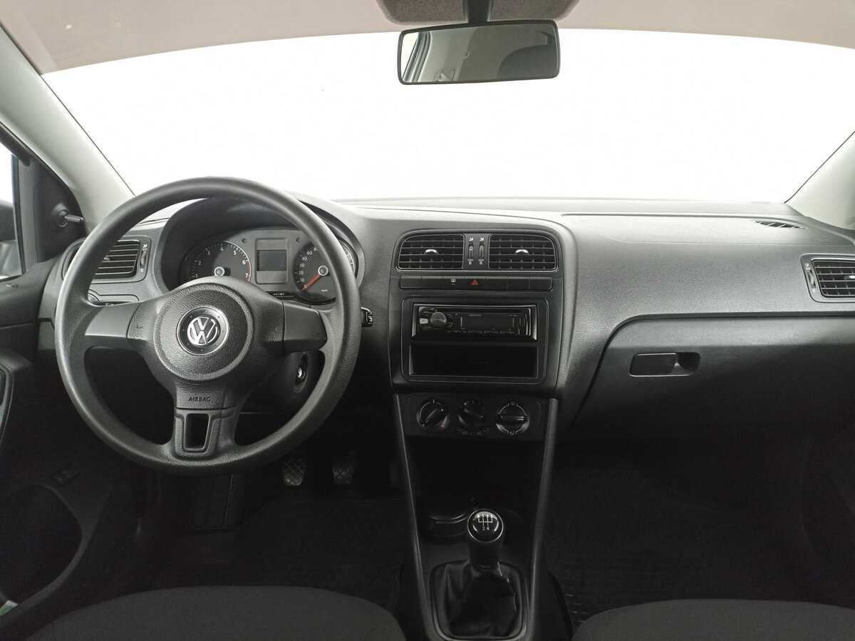Volkswagen Polo б/у, 2014, Механическая. Фото: #11