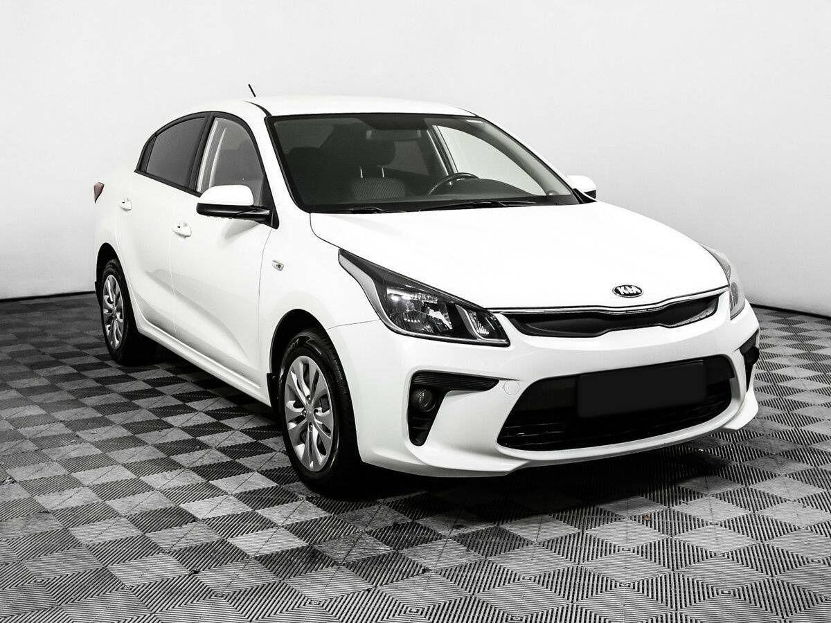Kia Rio б/у, 2018, Автоматическая. Фото: #2