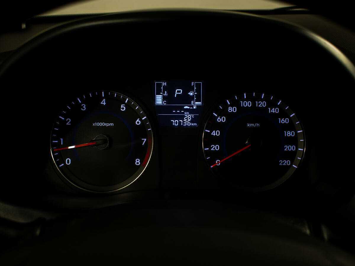 Hyundai Solaris б/у, 2016, Автоматическая. Фото: #11