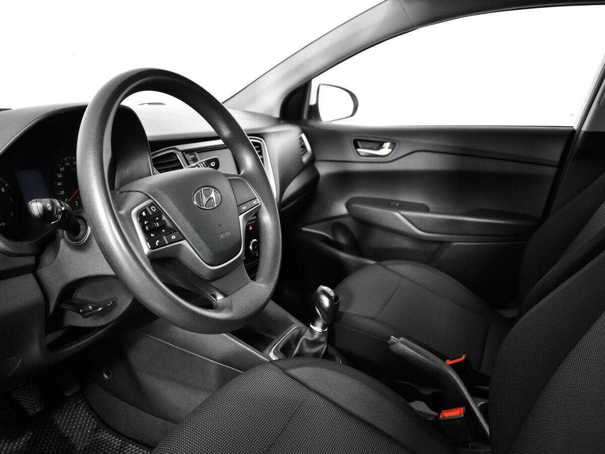 Hyundai Solaris б/у, 2021, Механическая. Фото: #10