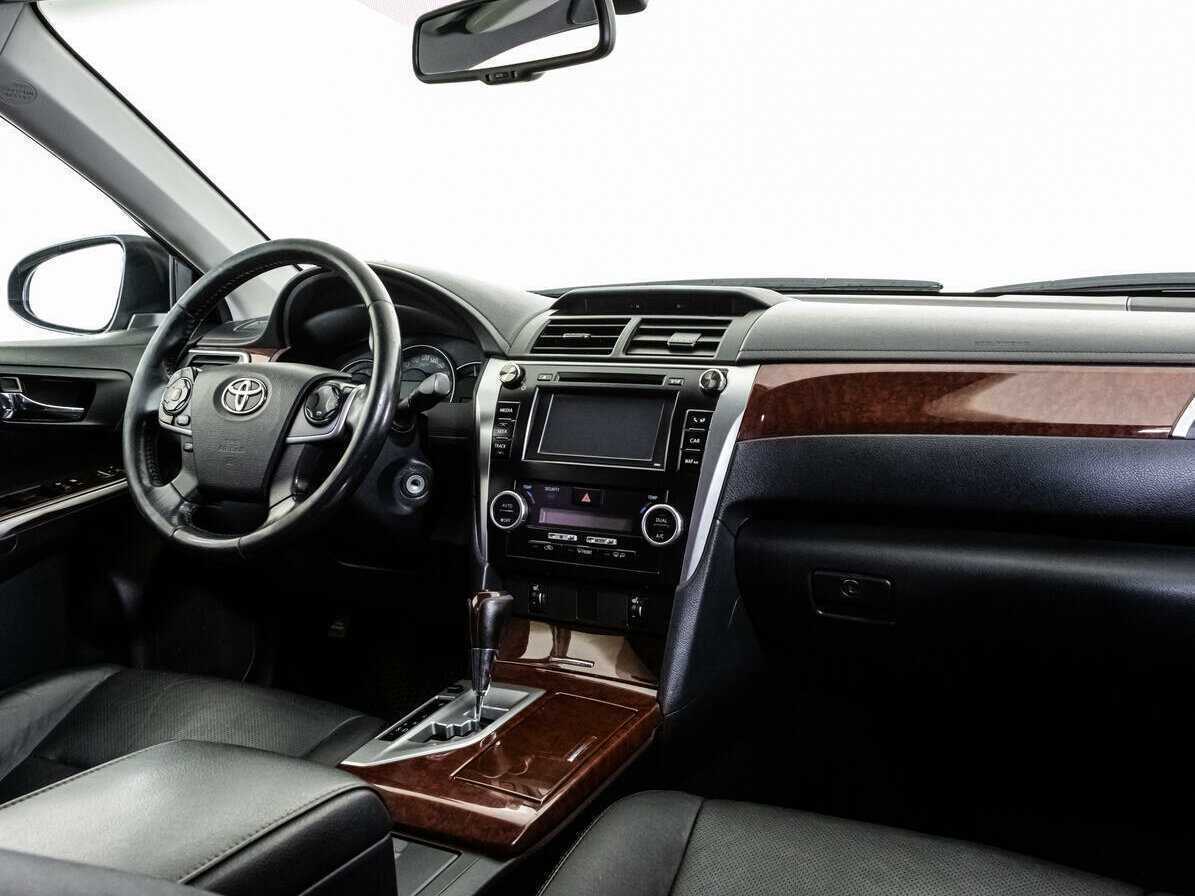 Toyota Camry б/у, 2014, Автоматическая. Фото: #6