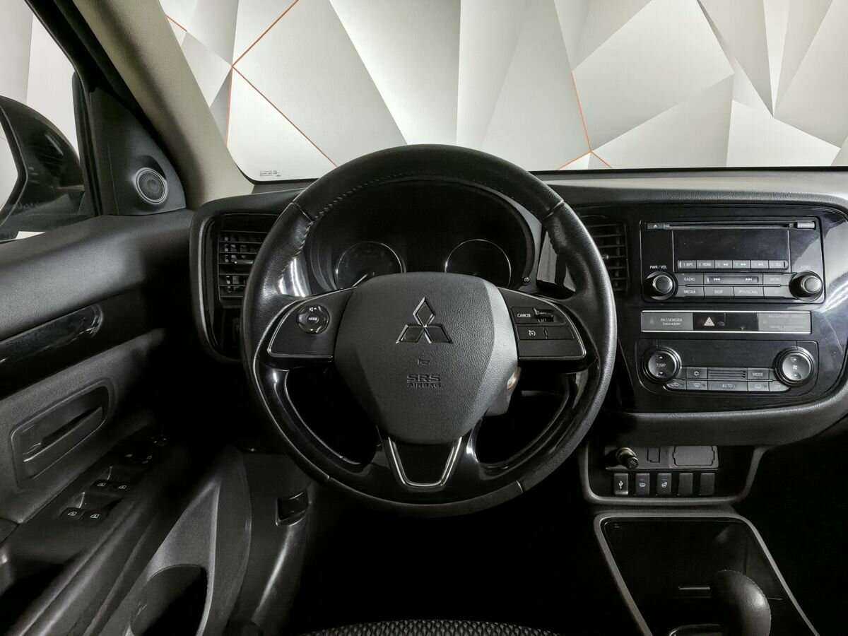 Mitsubishi Outlander б/у, 2018, Вариатор. Фото: #12