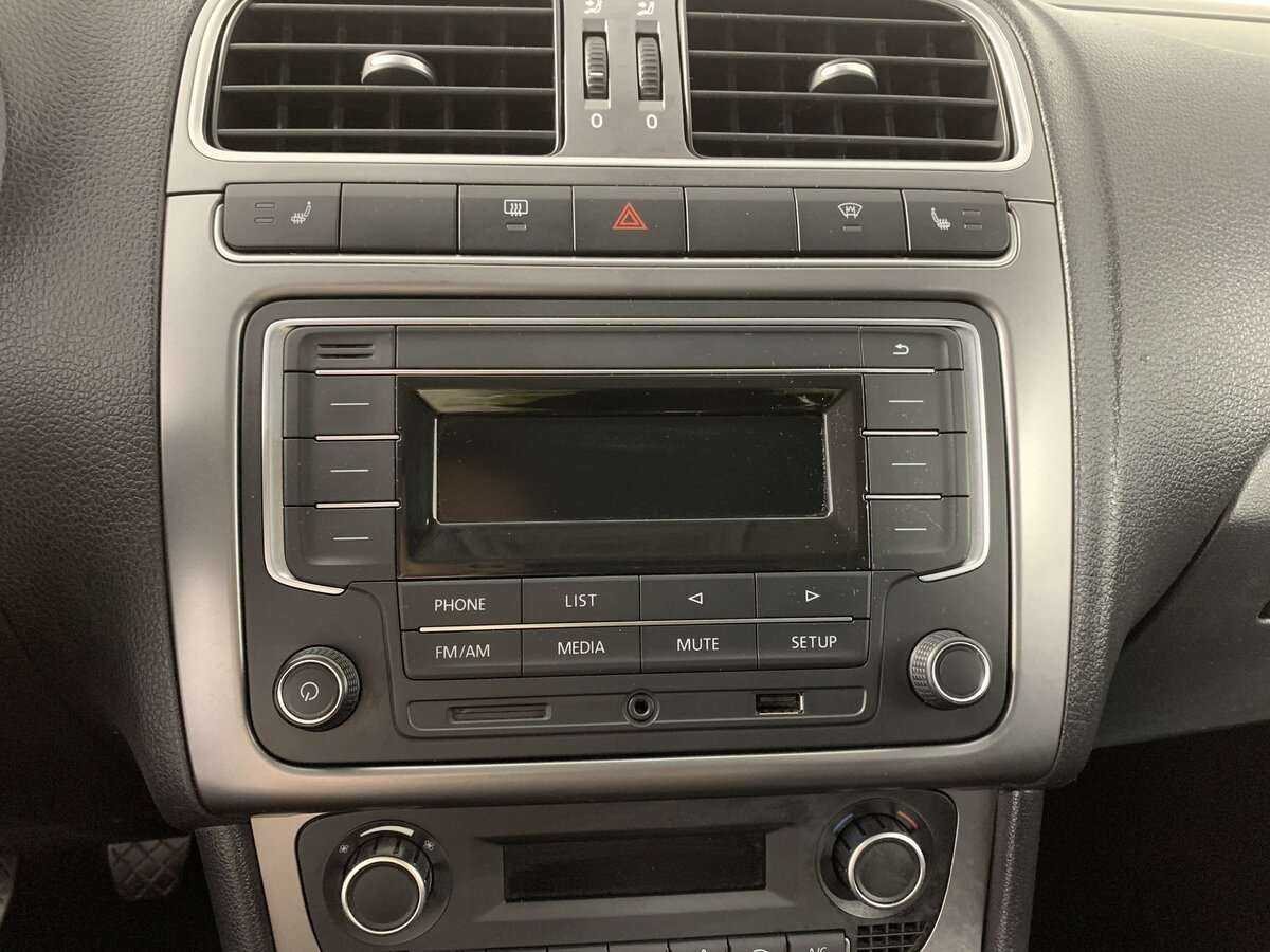 Volkswagen Polo б/у, 2019, Механическая. Фото: #10