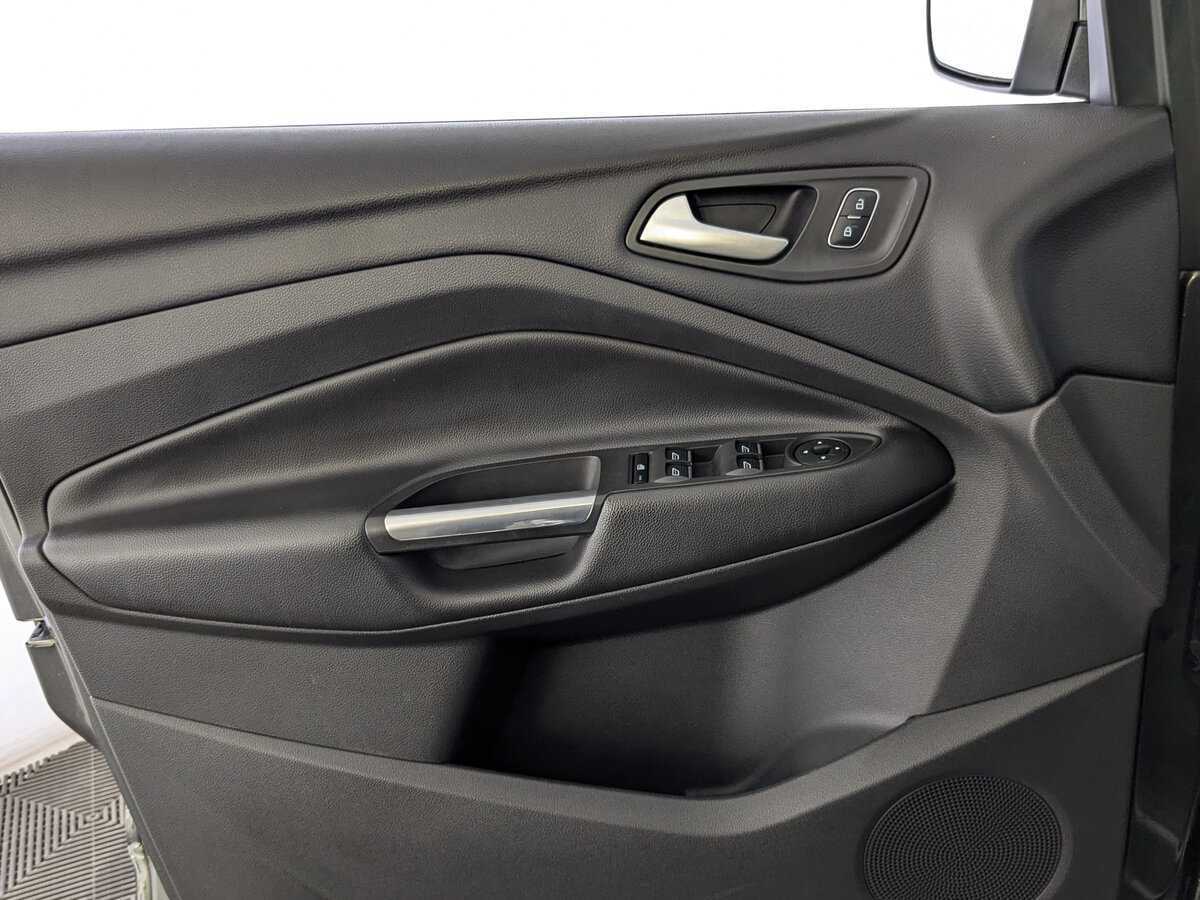 Ford Kuga б/у, 2018, Автоматическая. Фото: #18