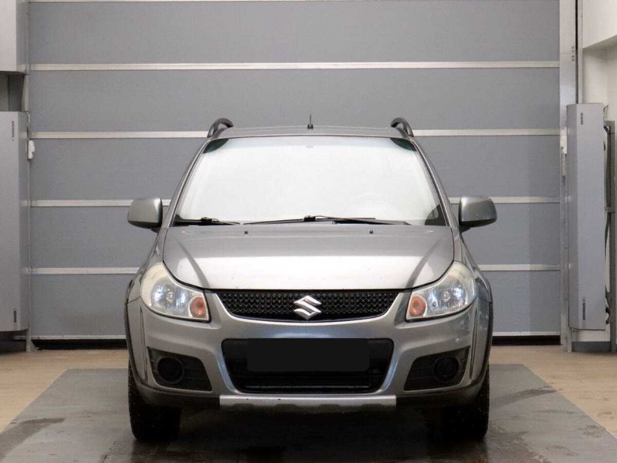Suzuki SX4 б/у, 2012, Механическая. Фото: #1