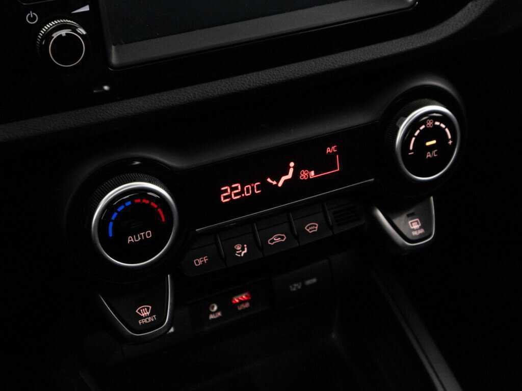 Kia Rio б/у, 2018, Автоматическая. Фото: #14