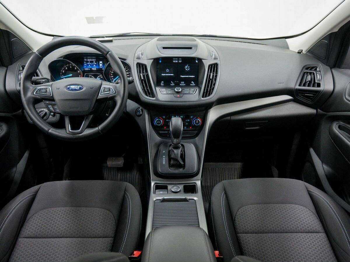 Ford Kuga б/у, 2017, Автоматическая. Фото: #10