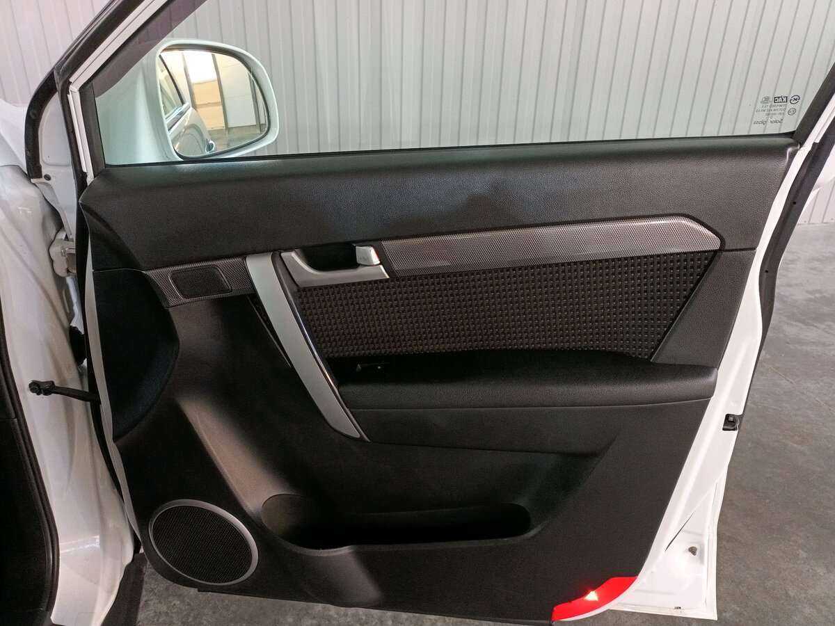 Chevrolet Captiva б/у, 2012, Автоматическая. Фото: #19