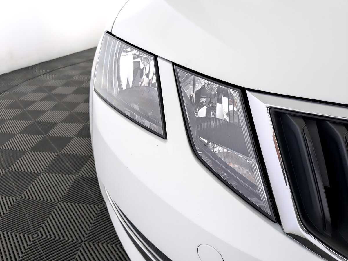 Skoda Octavia б/у, 2019, Механическая. Фото: #15