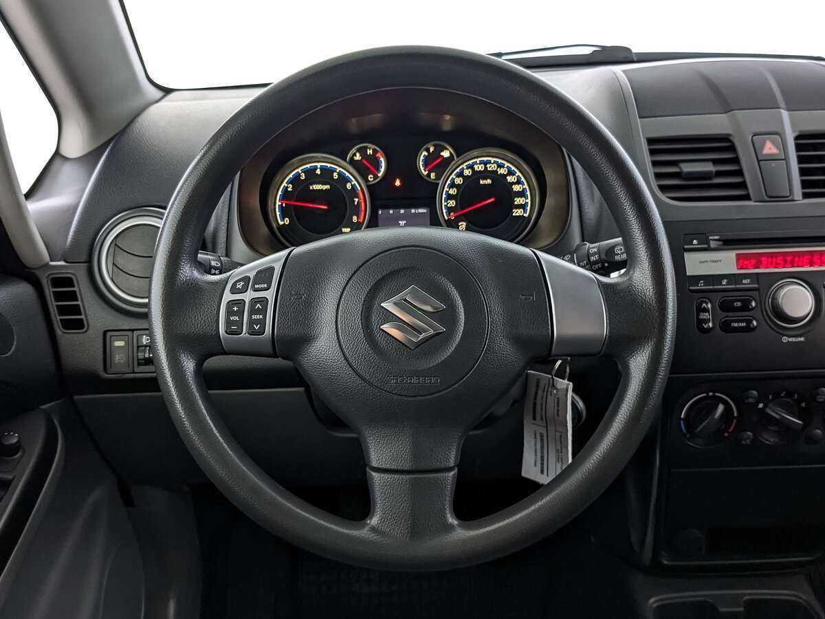 Suzuki SX4 б/у, 2014, Механическая. Фото: #17