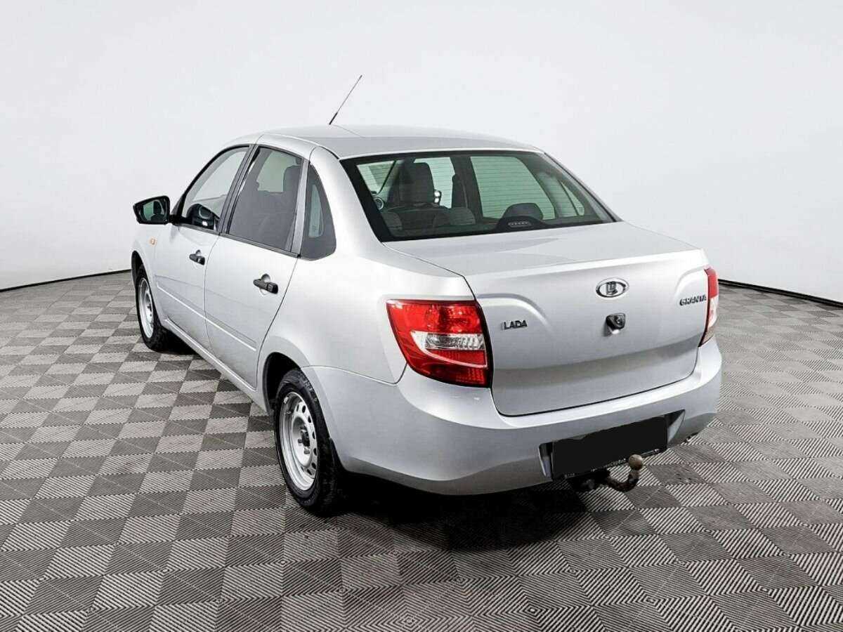Lada (ВАЗ) Granta б/у, 2016, Механическая. Фото: #4