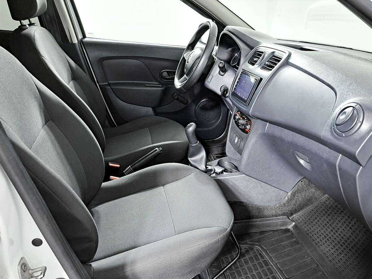 Renault Sandero б/у, 2018, Механическая. Фото: #6