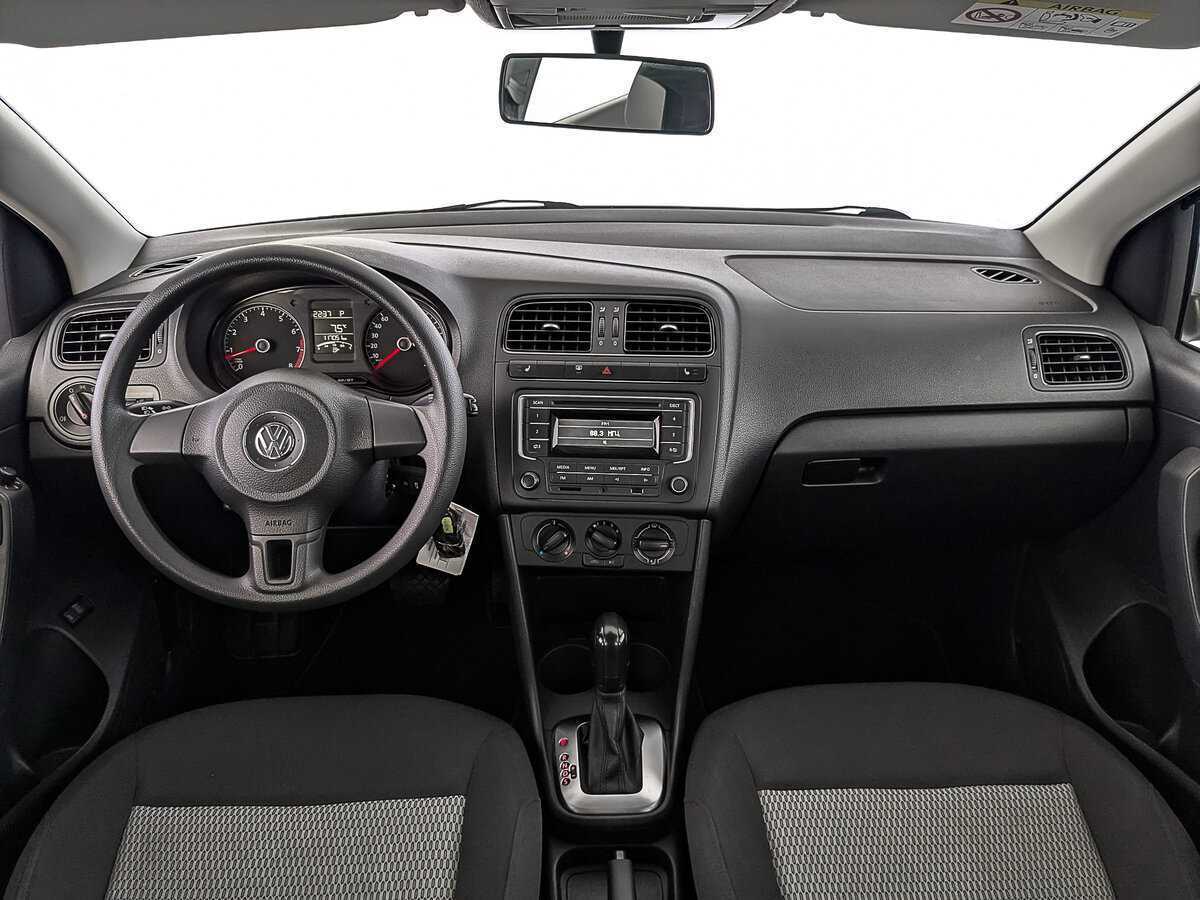 Volkswagen Polo б/у, 2015, Автоматическая. Фото: #13