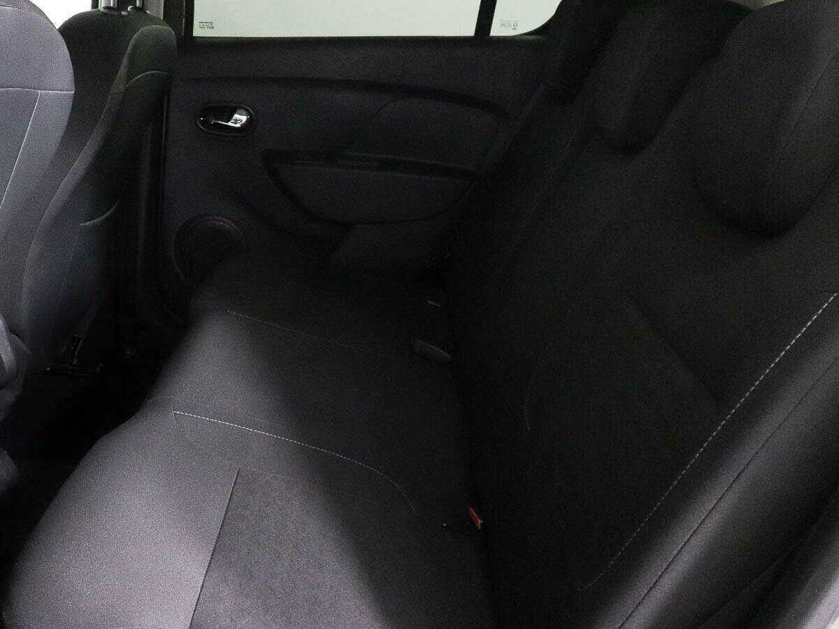 Renault Sandero б/у, 2015, Механическая. Фото: #7