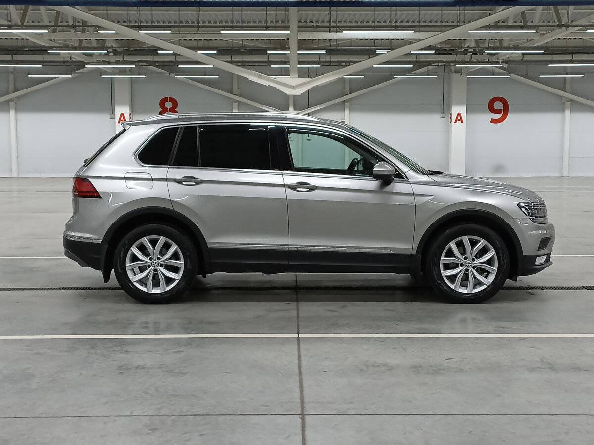 Volkswagen Tiguan б/у, 2017, Роботизированная. Фото: #3