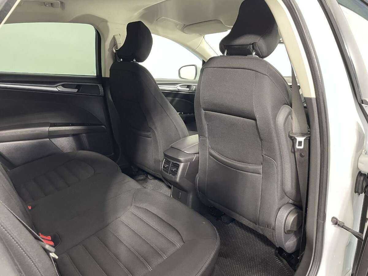 Ford Mondeo б/у, 2015, Автоматическая. Фото: #16