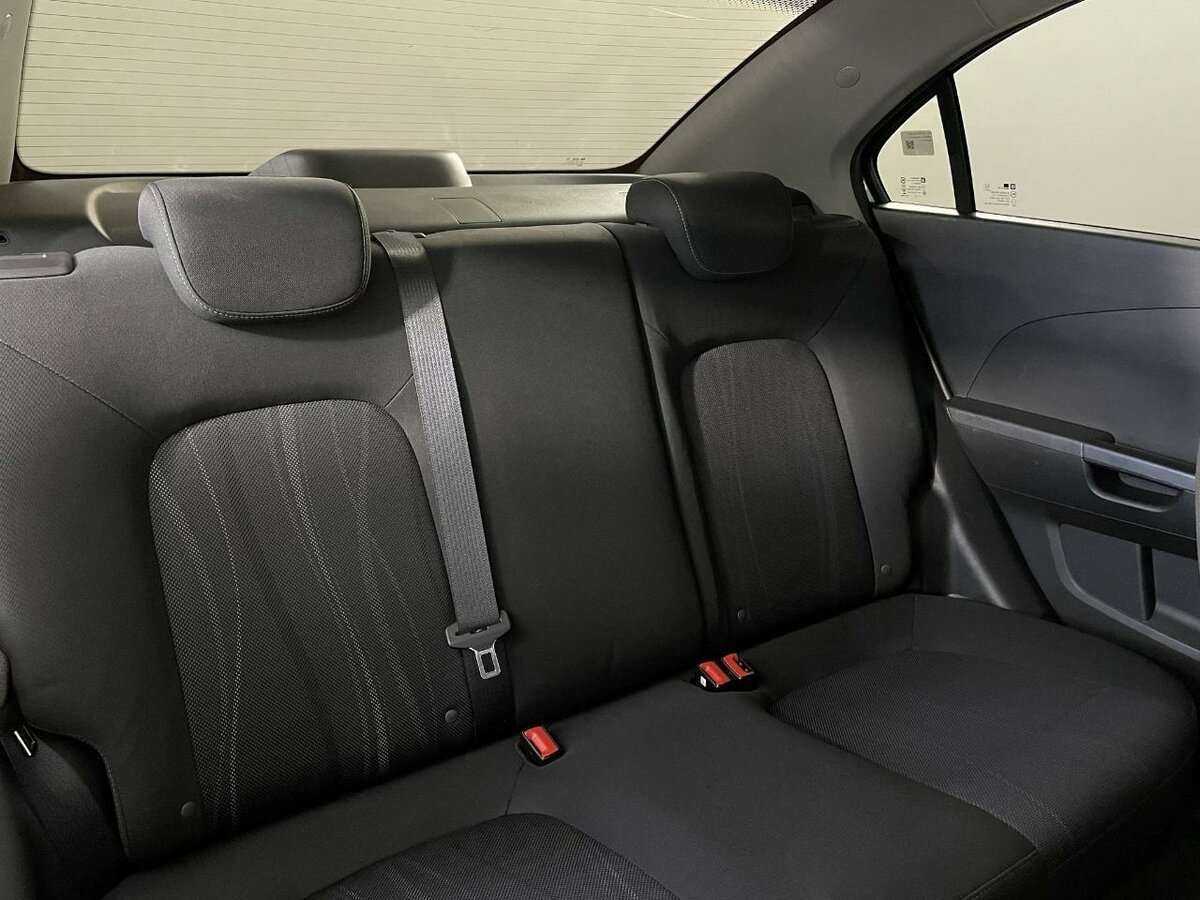 Chevrolet Aveo б/у, 2015, Автоматическая. Фото: #12