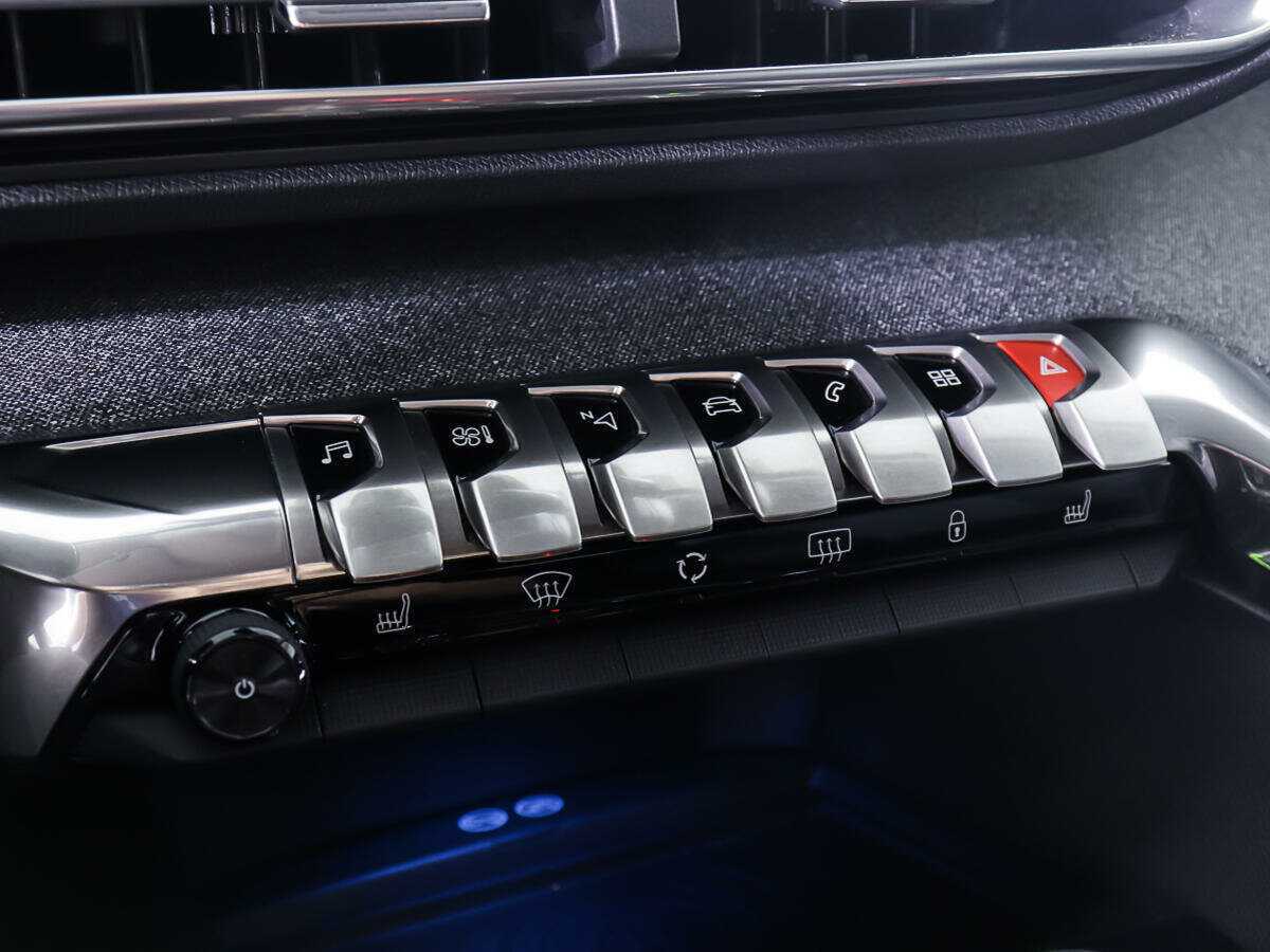 Peugeot 3008 б/у, 2017, Автоматическая. Фото: #18