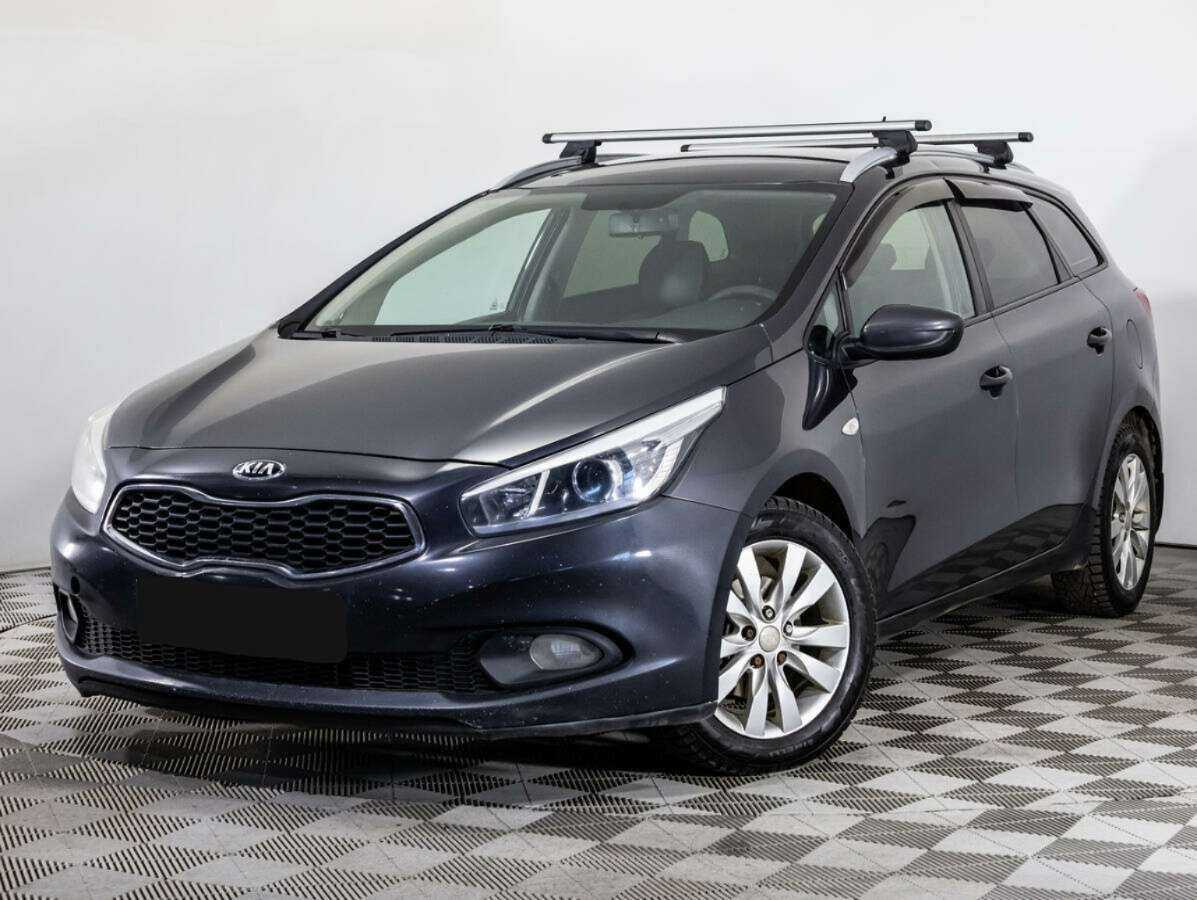 Kia Ceed б/у, 2013, Механическая. Посмотреть фото