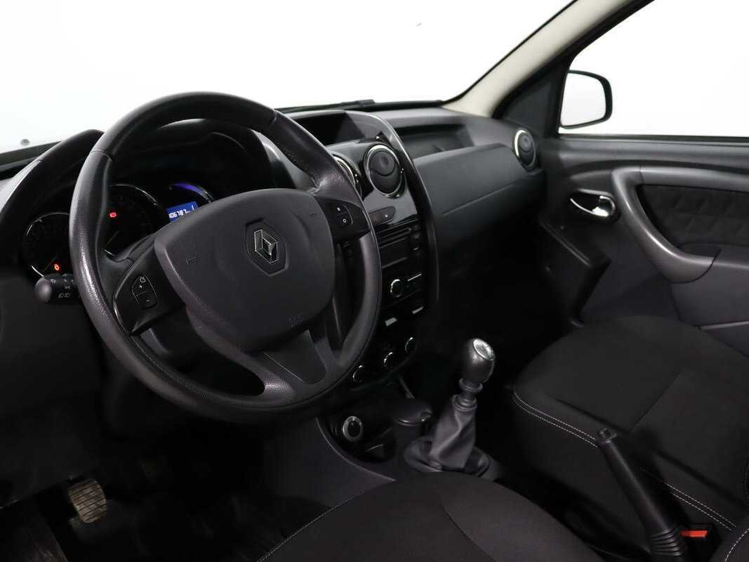Renault Duster б/у, 2017, Механическая. Фото: #8
