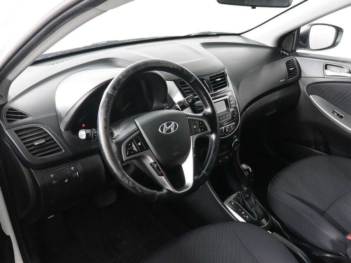 Hyundai Solaris б/у, 2014, Автоматическая. Фото: #8