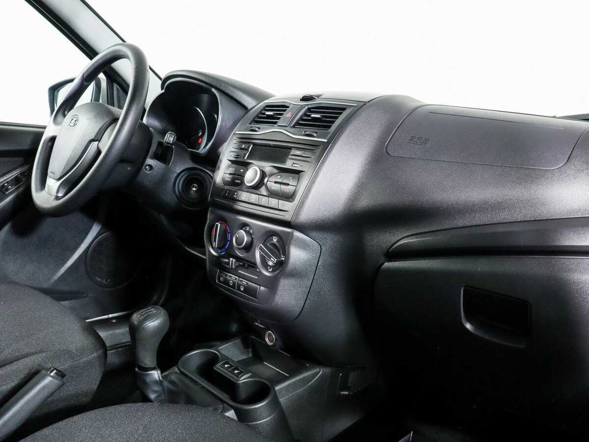 Lada (ВАЗ) Granta б/у, 2018, Механическая. Фото: #5