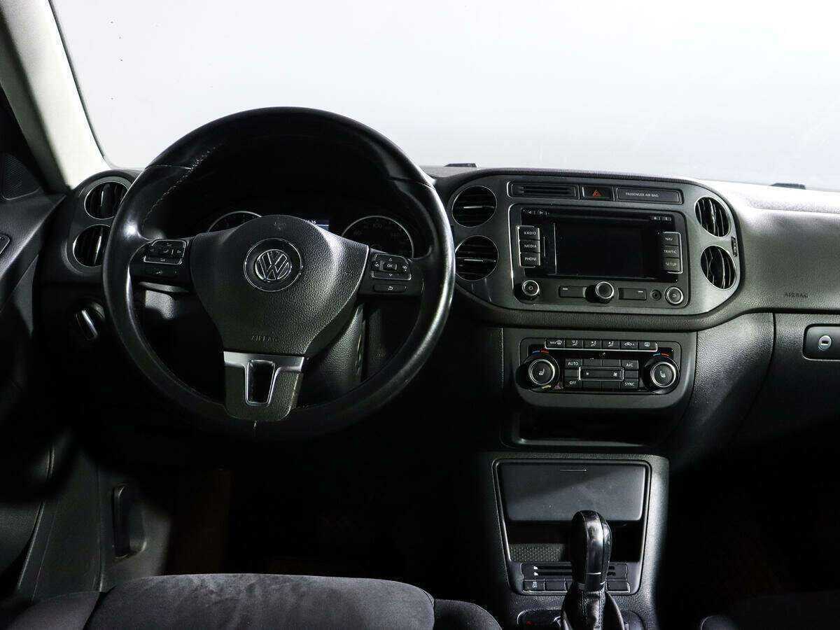 Volkswagen Tiguan б/у, 2012, Автоматическая. Фото: #8