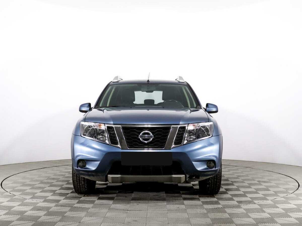 Nissan Terrano б/у, 2017, Автоматическая. Фото: #1