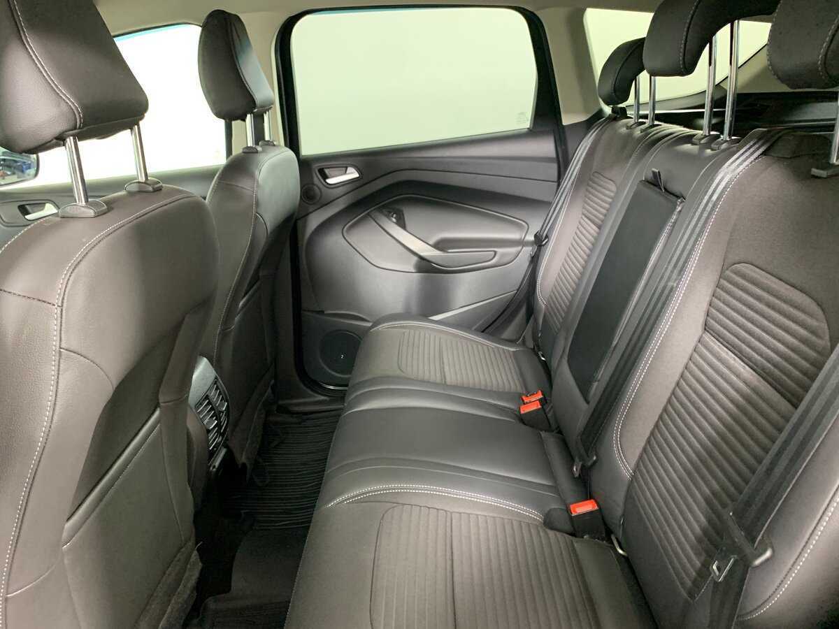 Ford Kuga б/у, 2017, Автоматическая. Фото: #18