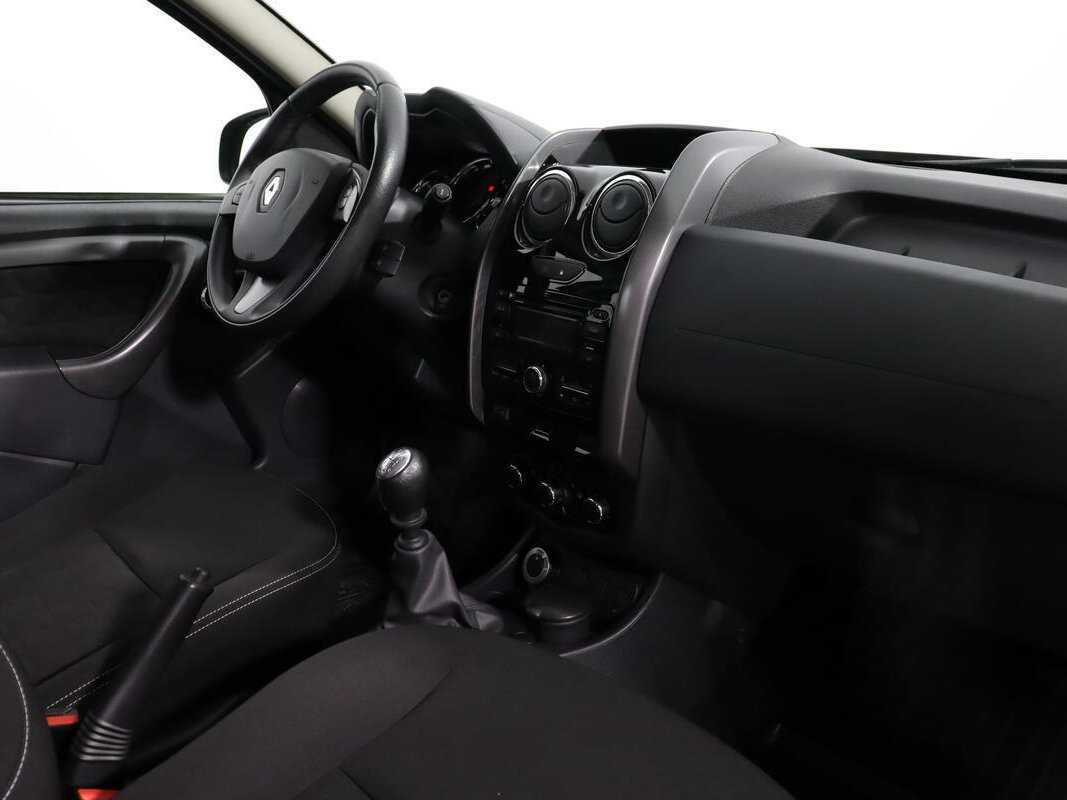 Renault Duster б/у, 2017, Механическая. Фото: #10