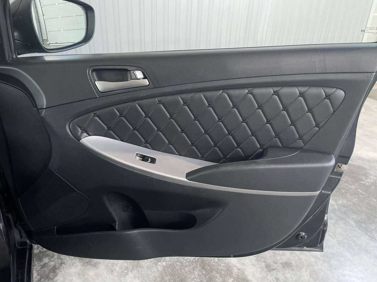 Hyundai Solaris б/у, 2016, Автоматическая. Фото: #18