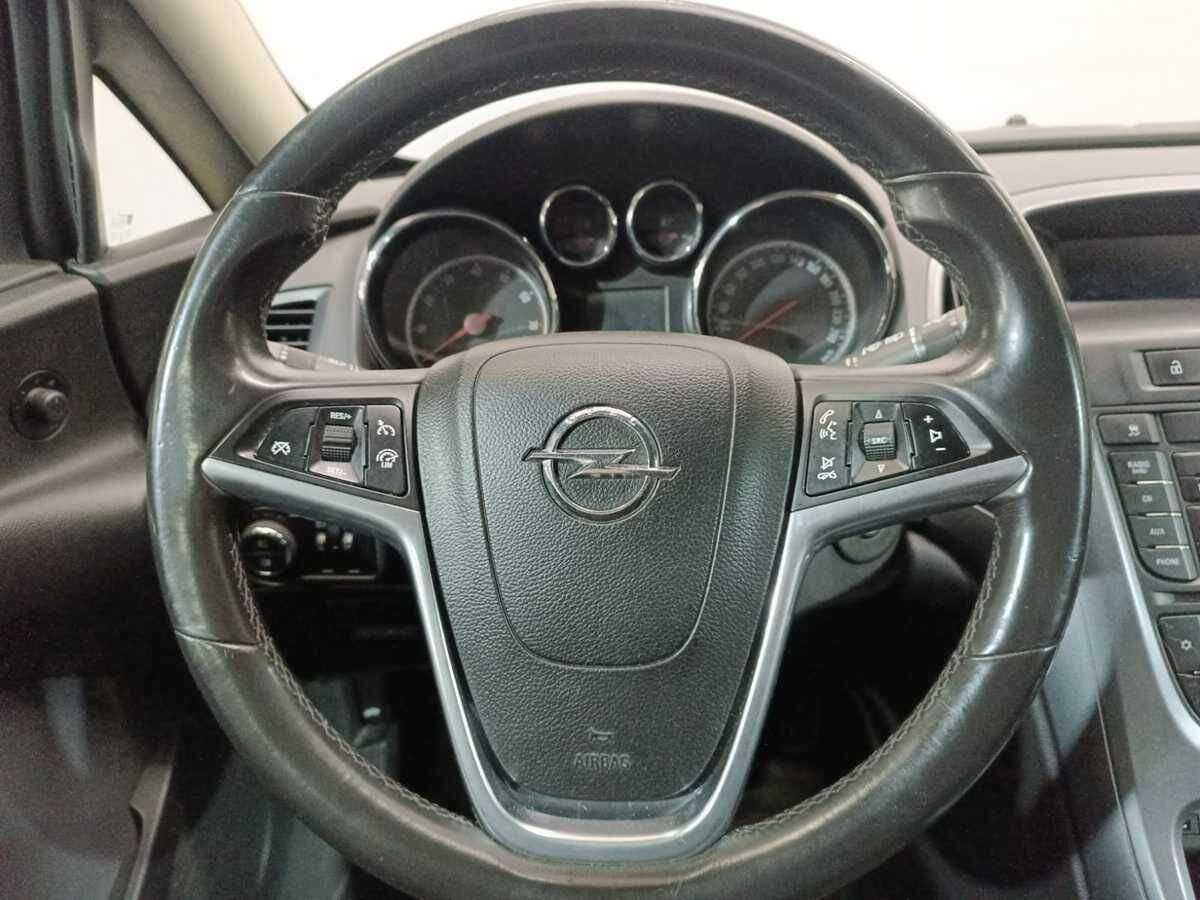 Opel Astra б/у, 2013, Механическая. Фото: #11