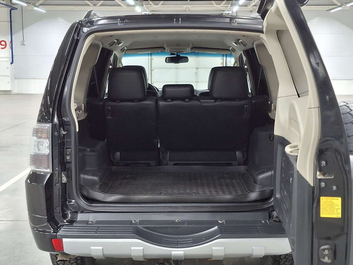 Mitsubishi Pajero б/у, 2012, Автоматическая. Фото: #9