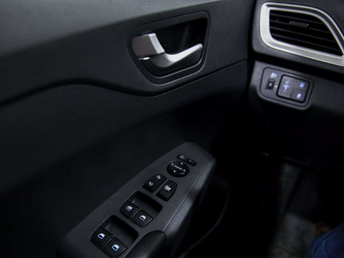 Hyundai Solaris б/у, 2021, Механическая. Фото: #14