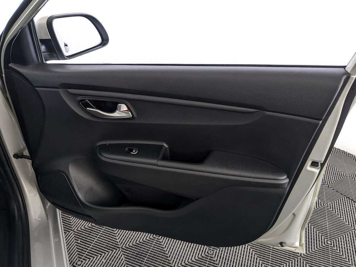 Kia Rio б/у, 2019, Автоматическая. Фото: #18