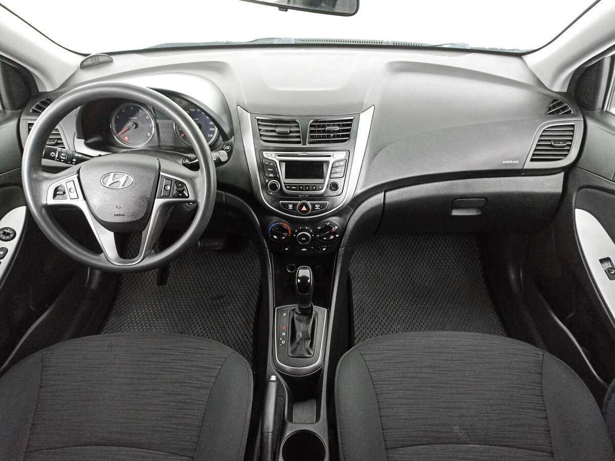 Hyundai Solaris б/у, 2015, Автоматическая. Фото: #11