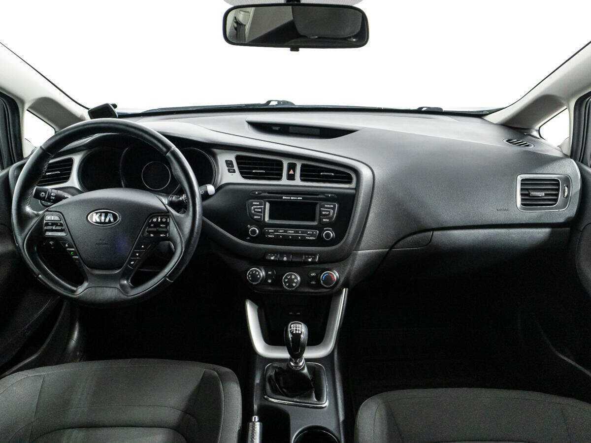Kia Ceed б/у, 2013, Механическая. Фото: #12